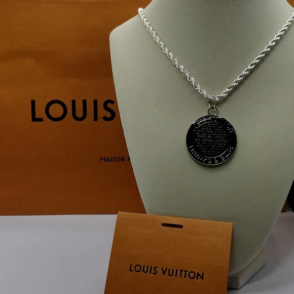 Louis Vuitton Black w/Silver Trunks & Bags Charm w/14kb Chain - Picture 3 of 8
